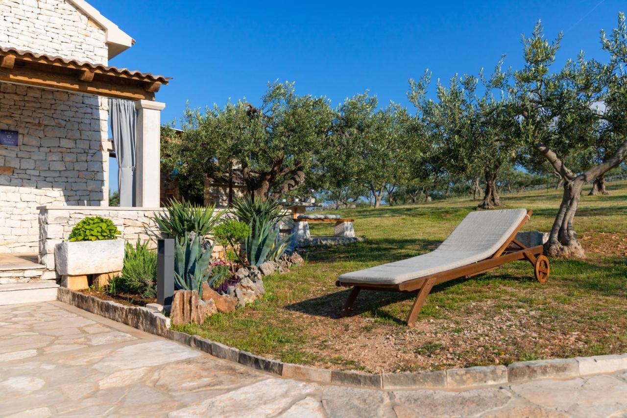 Marina Holiday Home พอสติรา ภายนอก รูปภาพ